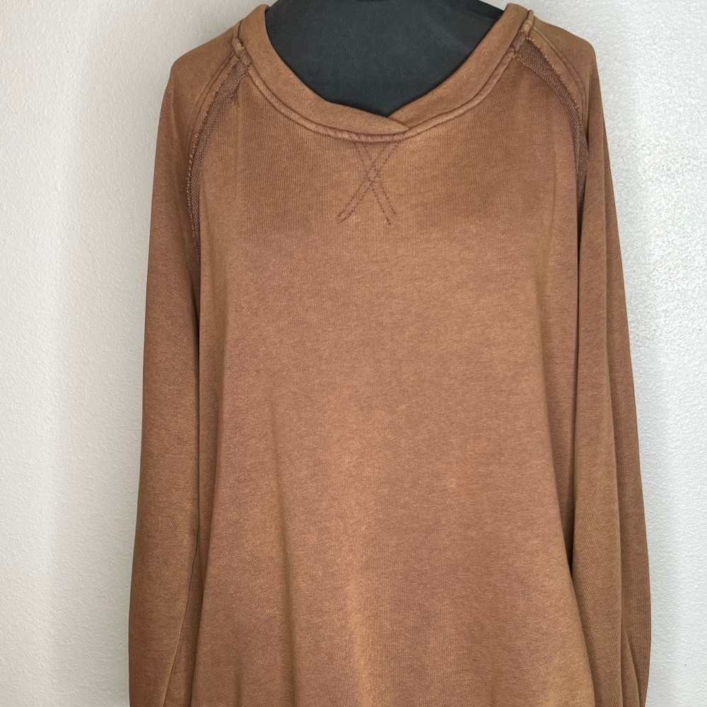 POL Sweatshirt - Picture 3 of 9